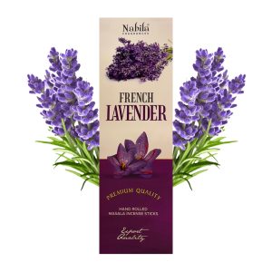عود دست ساز نابیلا Nabila French Lavenderعود دست‌ساز نابیلا لاوندر فرانسوی، شما را به دل مزارع سرسبز لاوندر در فرانسه می‌برد. این عود با رایحه‌ای ملایم و آرام‌بخش از گل لاوندر، تجربه‌ای دلنشین و آرامش‌بخش را برای شما به ارمغان می‌آورد. ویژگی‌های برجسته‌ی این عود: رایحه‌ی اصیل لاوندر: رایحه‌ی گل لاوندر با طراوت و آرام‌بخش، استرس را کاهش داده و به شما کمک می‌کند تا آرامش بگیرید. دست‌ساز بودن: این عودها به صورت کاملاً دستی و با استفاده از مواد طبیعی تولید می‌شوند. هر شاخه عود، یک اثر هنری منحصر به فرد است. ماندگاری بالا: رایحه‌ی این عودها به مدت طولانی در محیط پخش می‌شود و فضایی دلنشین را ایجاد می‌کند. اثر آرام‌بخش: رایحه‌ی لاوندر به دلیل خواص آرام‌بخشی که دارد، به کاهش اضطراب و بهبود خواب کمک می‌کند. مواد تشکیل‌دهنده اصلی: گل لاوندر: اصلی‌ترین ماده تشکیل‌دهنده‌ی این عود است و رایحه‌ی آرام‌بخش و دلنشینی به آن می‌بخشد. چوب صندل: به رایحه‌ی عود عمق و گرمی می‌بخشد. عناصر طبیعی دیگر: ممکن است از گیاهان دارویی و اسانس‌های طبیعی دیگری نیز در ترکیب این عود استفاده شود. روش استفاده: انتخاب جای مناسب: مکانی را انتخاب کنید که تهویه مناسبی داشته باشد. روشن کردن عود: یک سر عود را آتش بزنید و اجازه دهید شعله چند ثانیه بسوزد. سپس شعله را فوت کرده و اجازه دهید عود دود کند. قرار دادن عود در جا عودی: عود را در جا عودی مخصوص قرار دهید. لذت بردن از رایحه: به آرامی رایحه‌ی دل‌انگیز عود را استنشاق کنید. مزایای استفاده از عود نابیلا لاوندر فرانسوی: آرامش‌بخش: رایحه‌ی لاوندر به کاهش استرس و اضطراب کمک می‌کند. بهبود کیفیت خواب: رایحه‌ی لاوندر به بهبود کیفیت خواب کمک می‌کند. ایجاد فضای آرام: رایحه‌ی ملایم لاوندر، فضای آرام و دلنشینی را در محیط ایجاد می‌کند. طبیعی و ارگانیک: عودهای نابیلا معمولاً از مواد طبیعی ساخته می‌شوند و عاری از مواد شیمیایی مضر هستند.